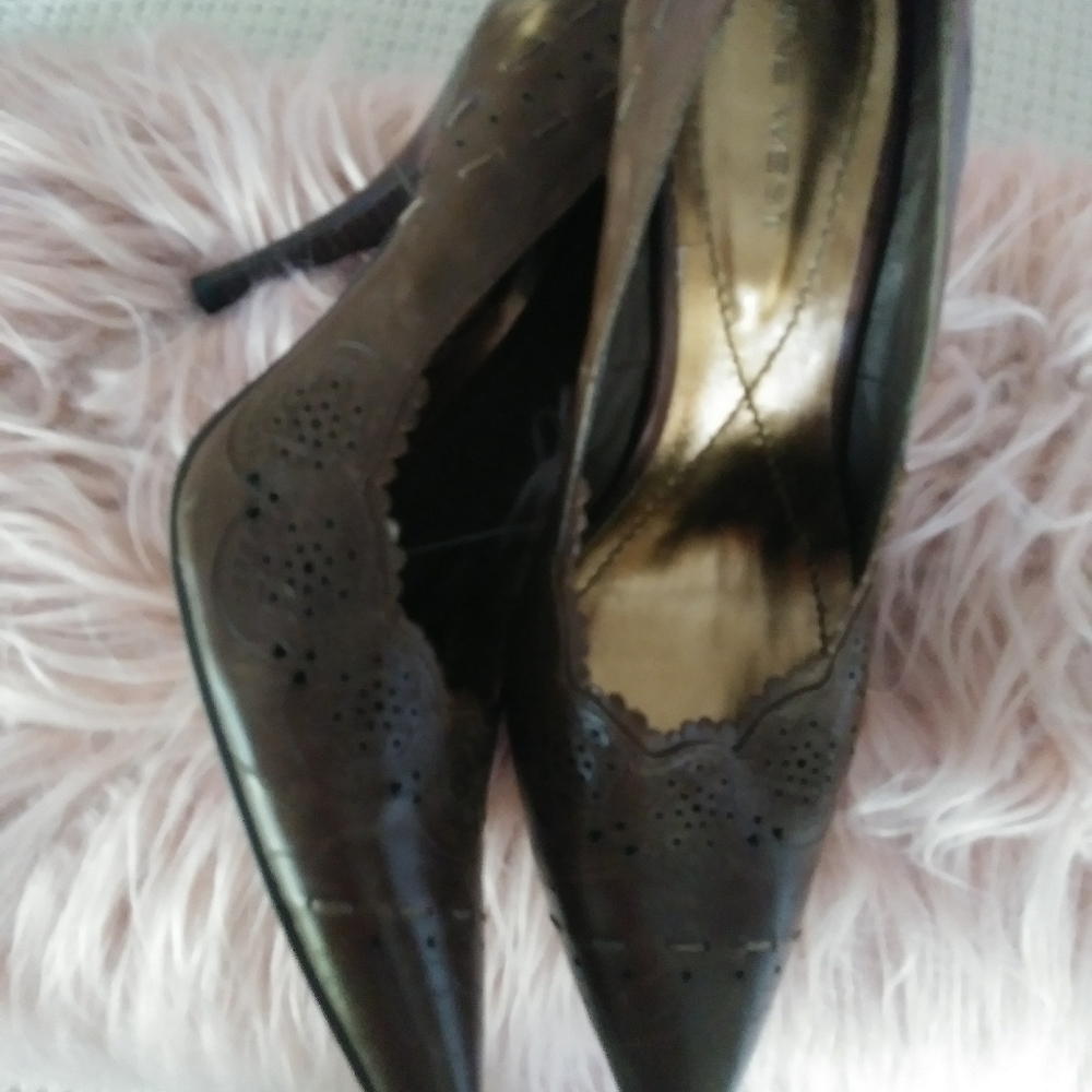 Nine West Brown Leather Pumps